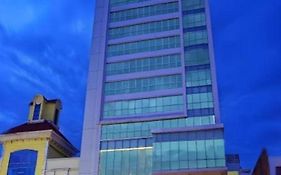 Horison Ultima Semarang